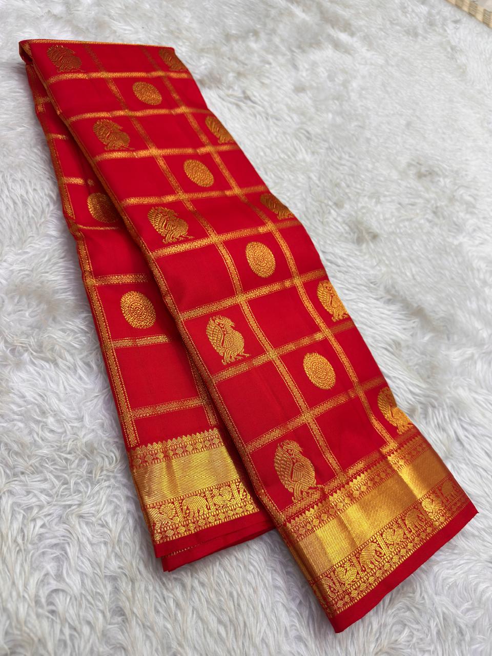 Pure Kanchipuram Handloom Bridal Silk Saree with Zari Beldari Checks